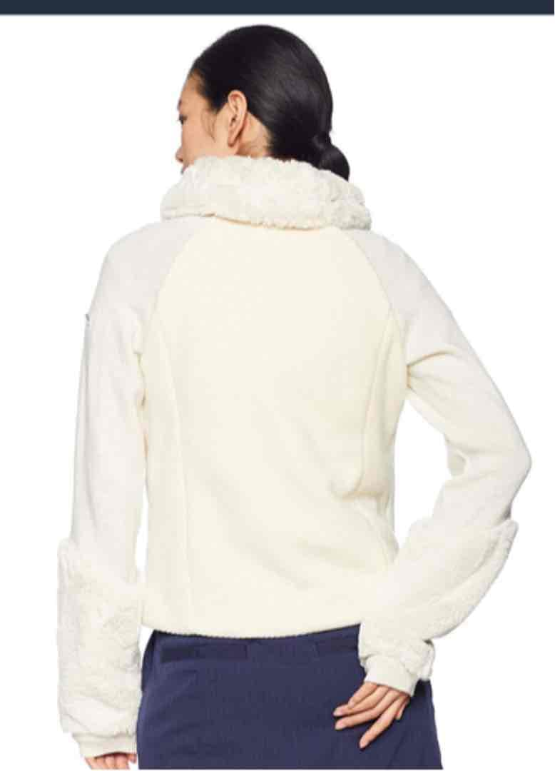 ③点セット　ブルゾン　セーター　スカート