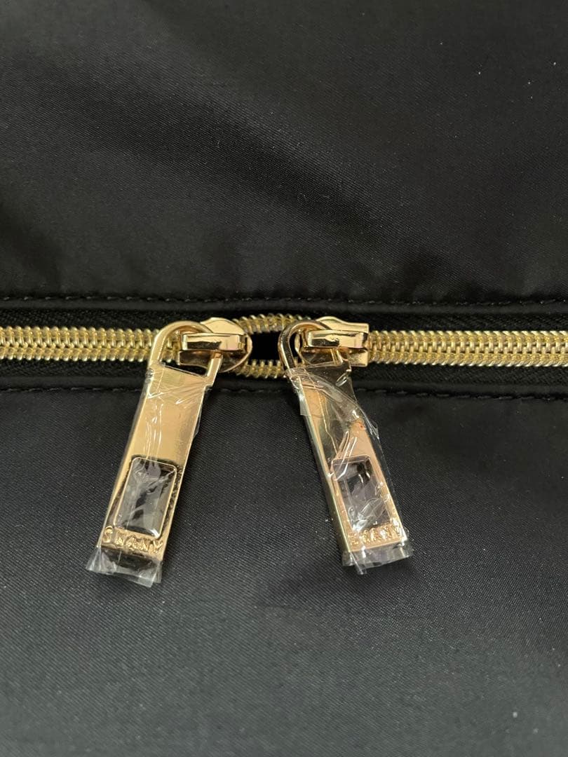 新品　未使用　SWANY スワニー クロコ型押しキャリーケース