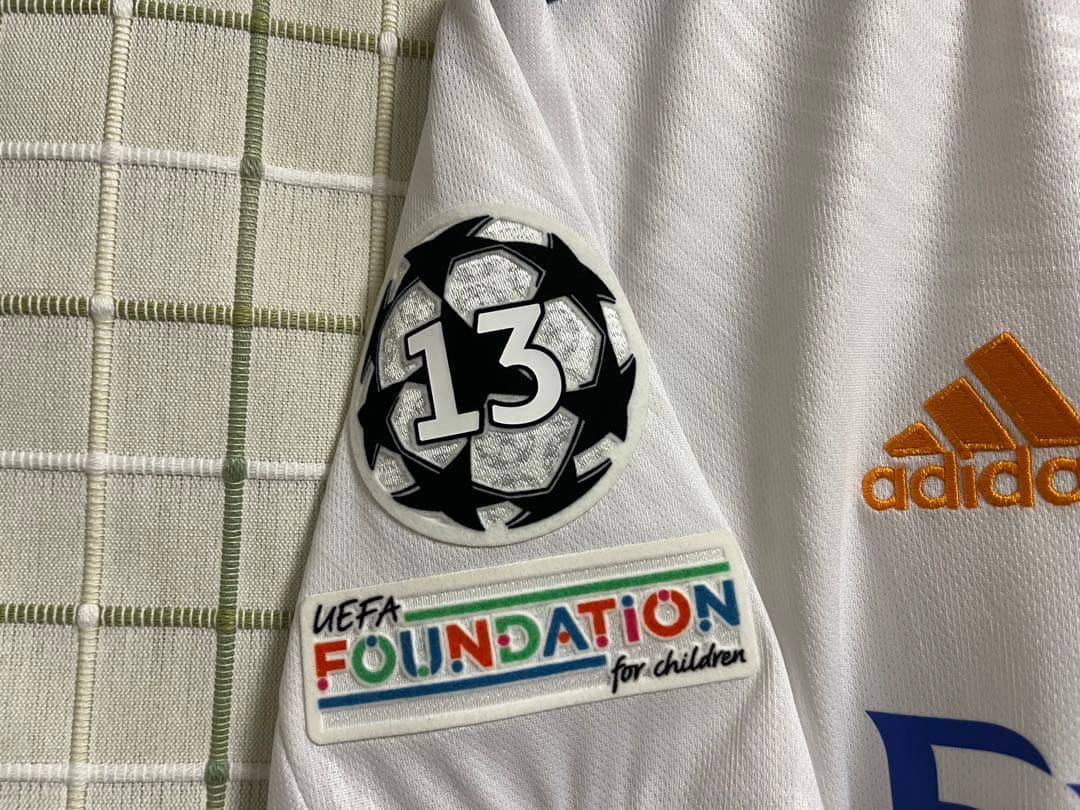 【最終値下げ】レアル・マドリード　モドリッチ　レプリカユニフォーム