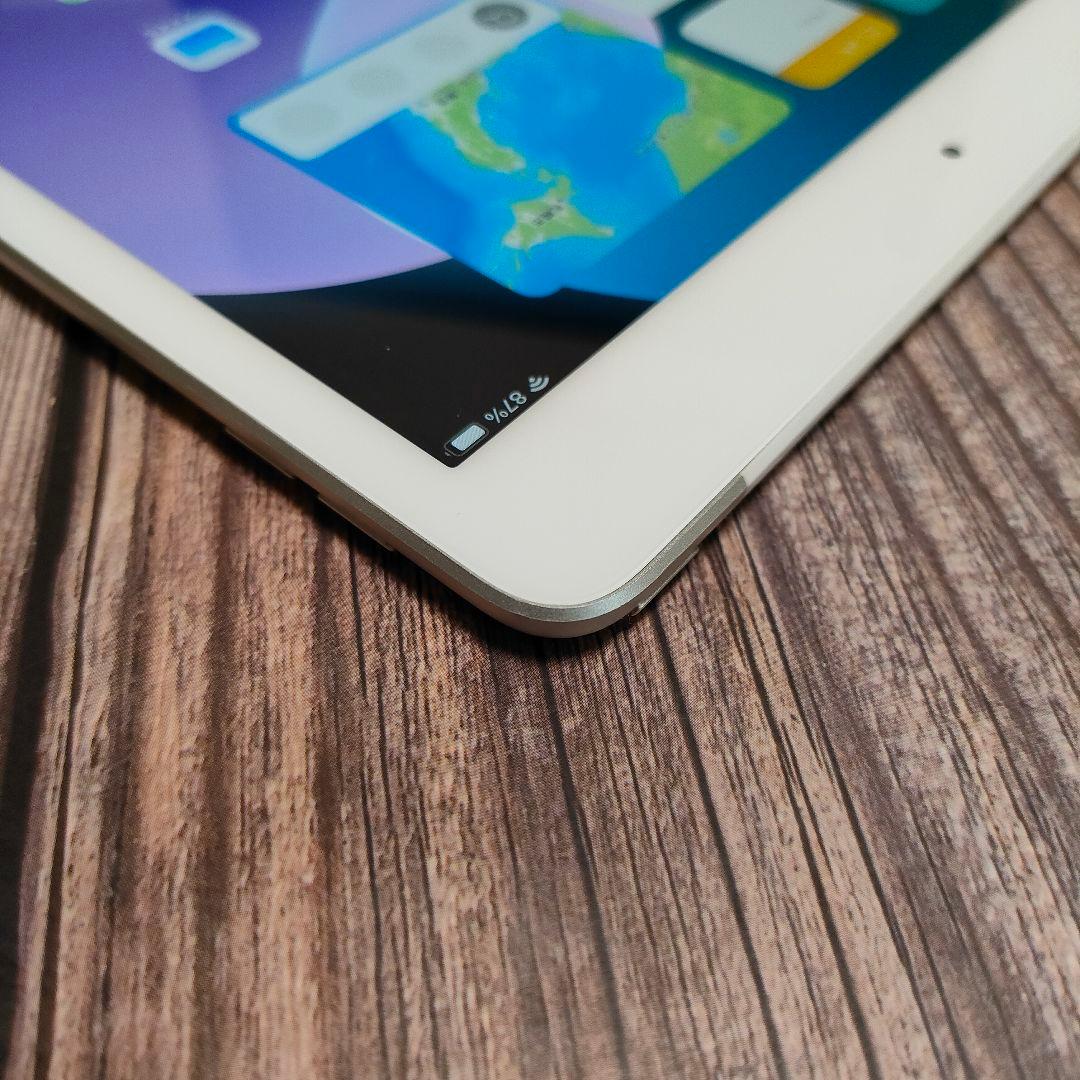 apple iPad 第8世代 32GB SIMフリー 美品