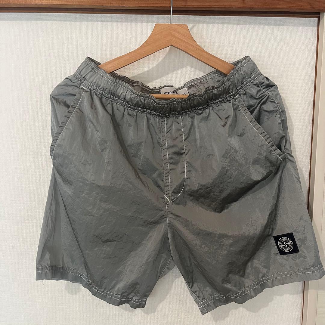 ストーンアイランド ナイロンメタルスイムショートパンツ