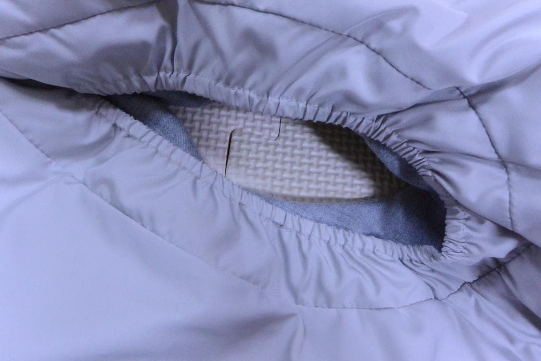 フォクシーダウンベスト　フード付き　38