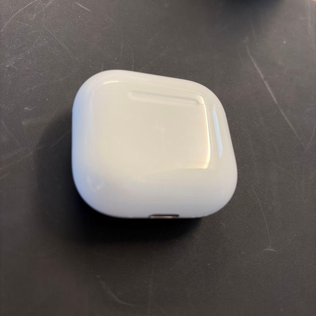 【中古】AirPods 4 MXP93J/A