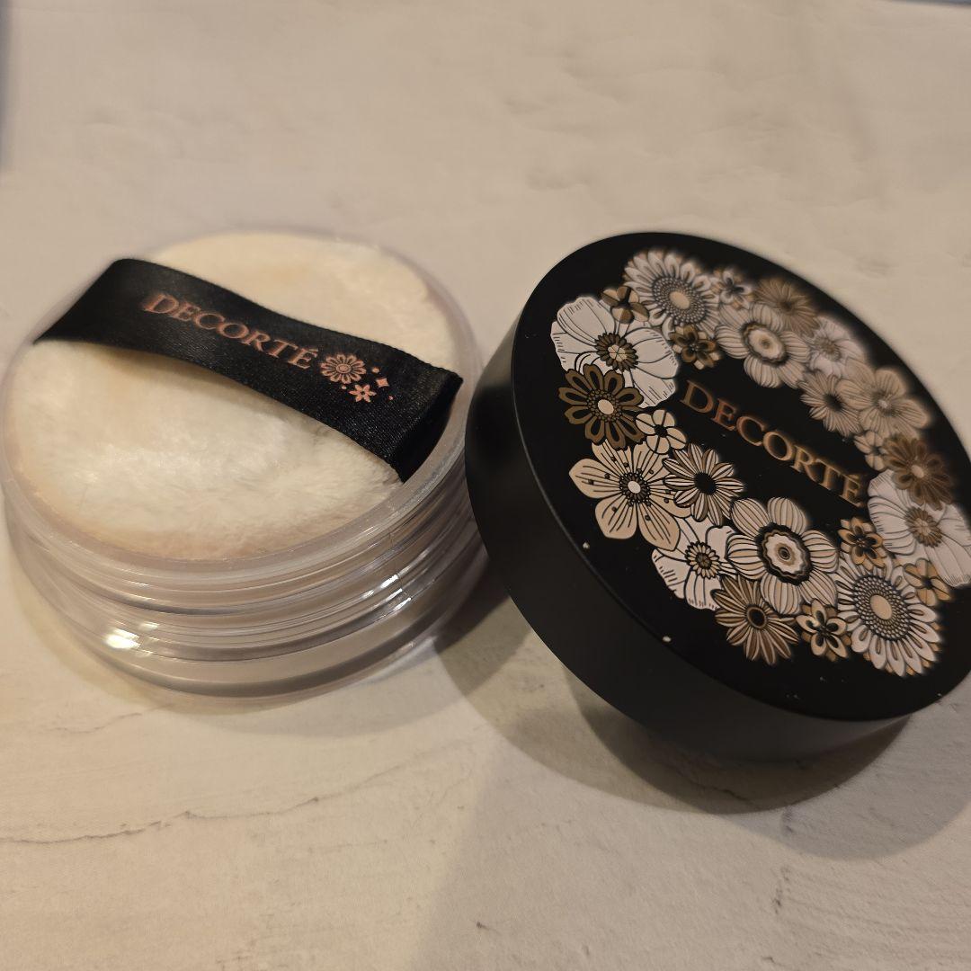 コスメデコルテクリスマスコフレ2025