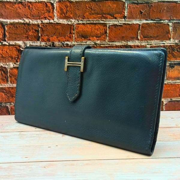 エルメス ベアン 長財布 二つ折り レザー Hロゴ 定番 人気 黒　0041