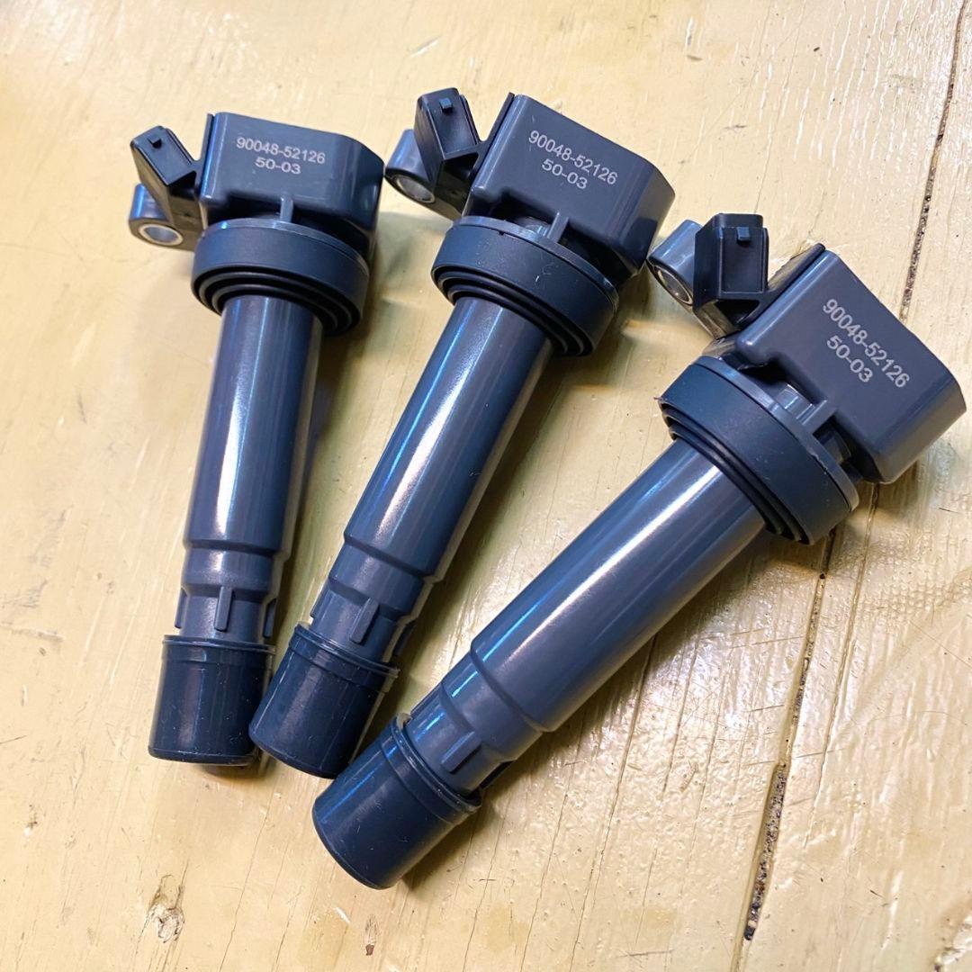 送料込み　ダイハツ　イグニッションコイル　新品未使用品　90048-52126