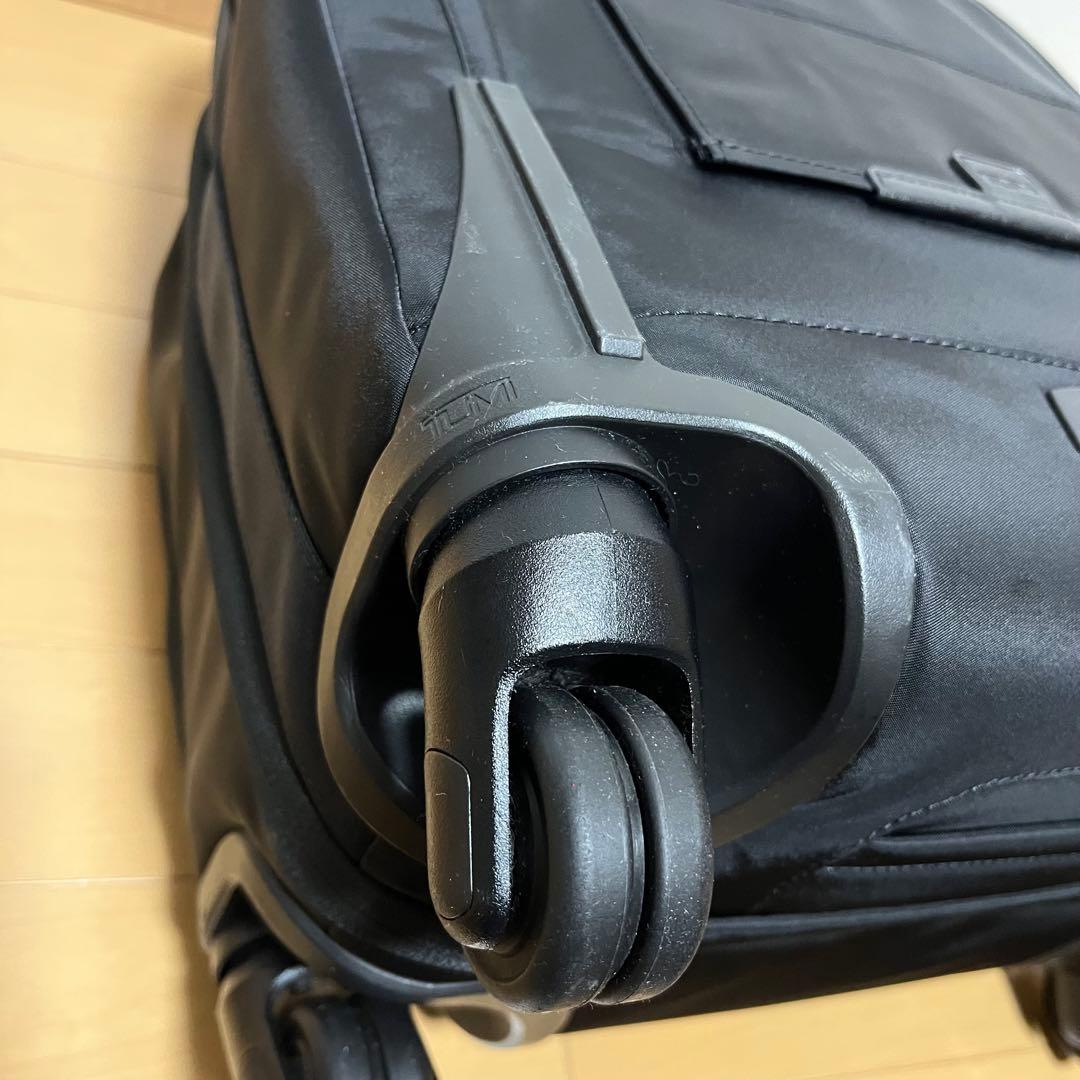TUMI VOYAGEUR コンパクト キャリーオン 4輪 ローラー 旅行