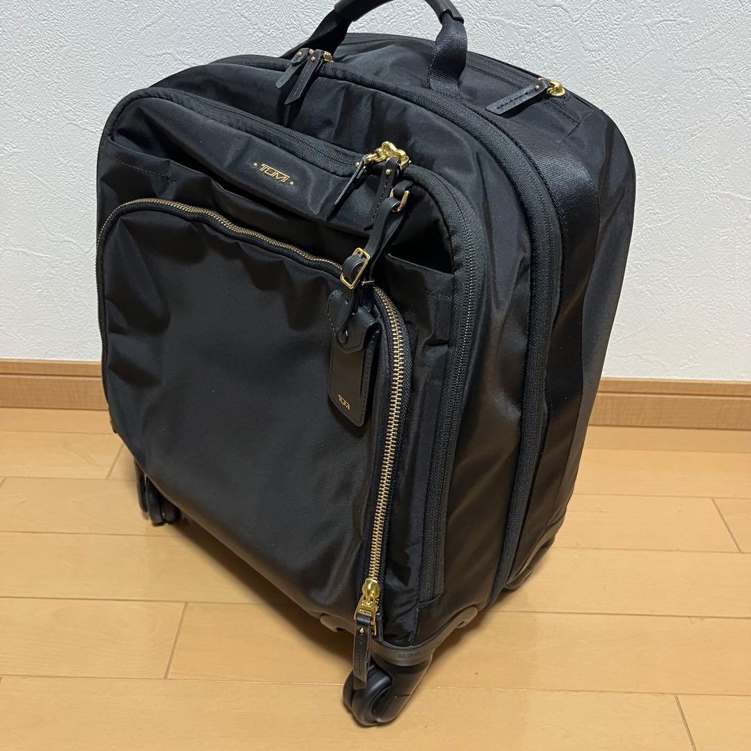 TUMI VOYAGEUR コンパクト キャリーオン 4輪 ローラー 旅行