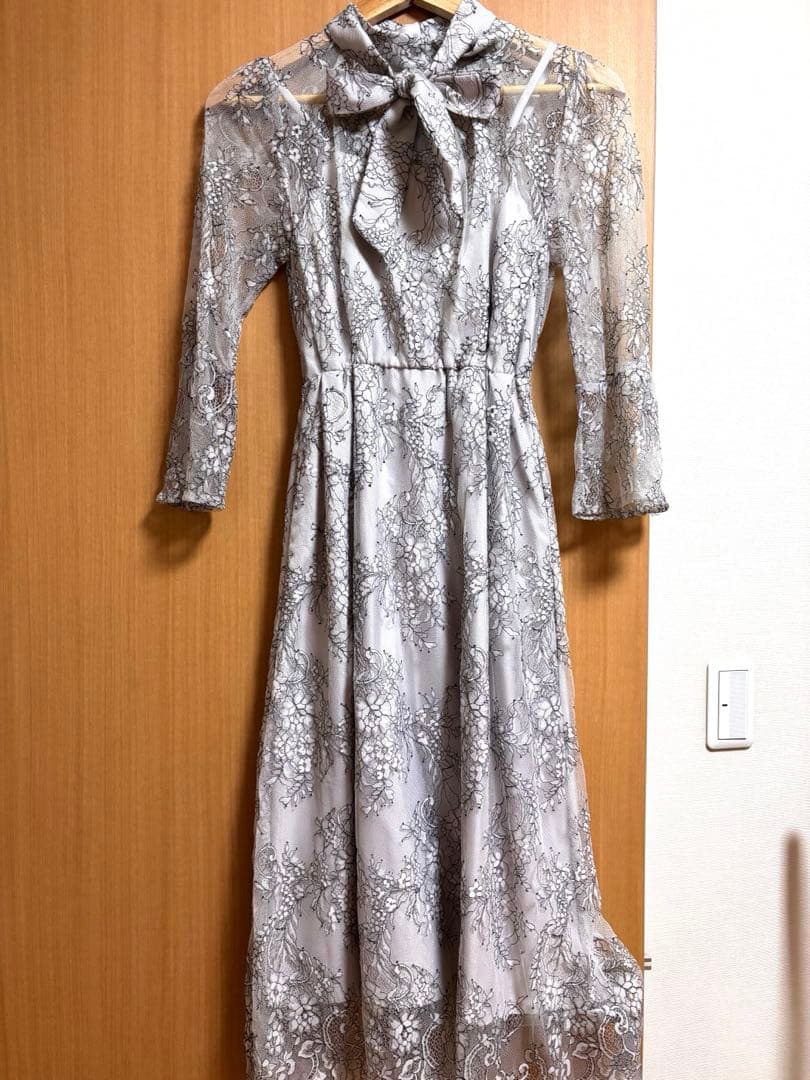 niana 【新品未使用】レース 結婚式ワンピースドレス 同窓会 二次会