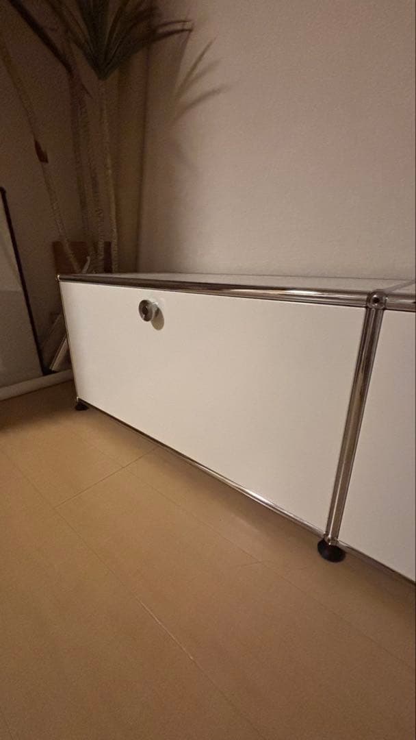 haller サイドボード　usm