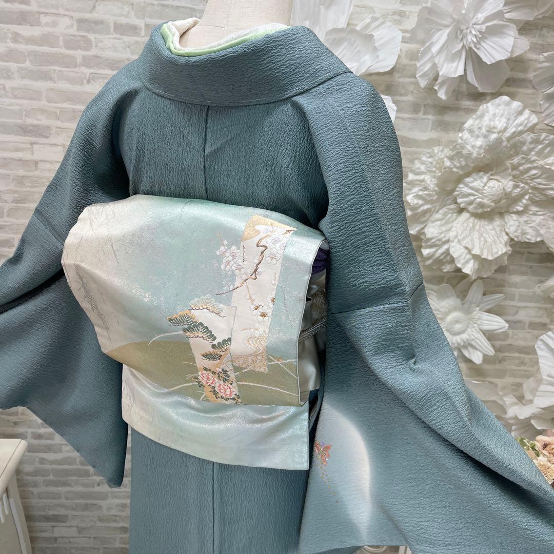 青緑色 小紋着物 刺繍入り