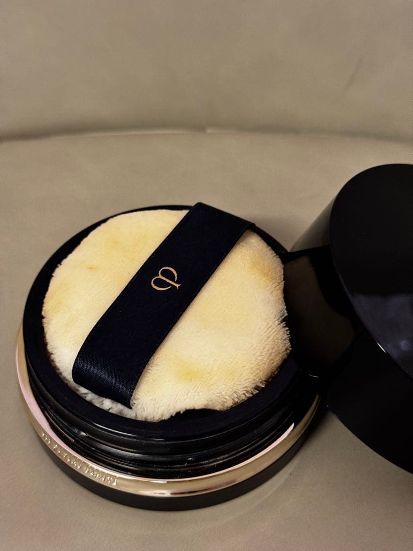 クレ・ド・ポー ボーテ プードルトランスパラントｎ Ｍ 2 ライトミディアム