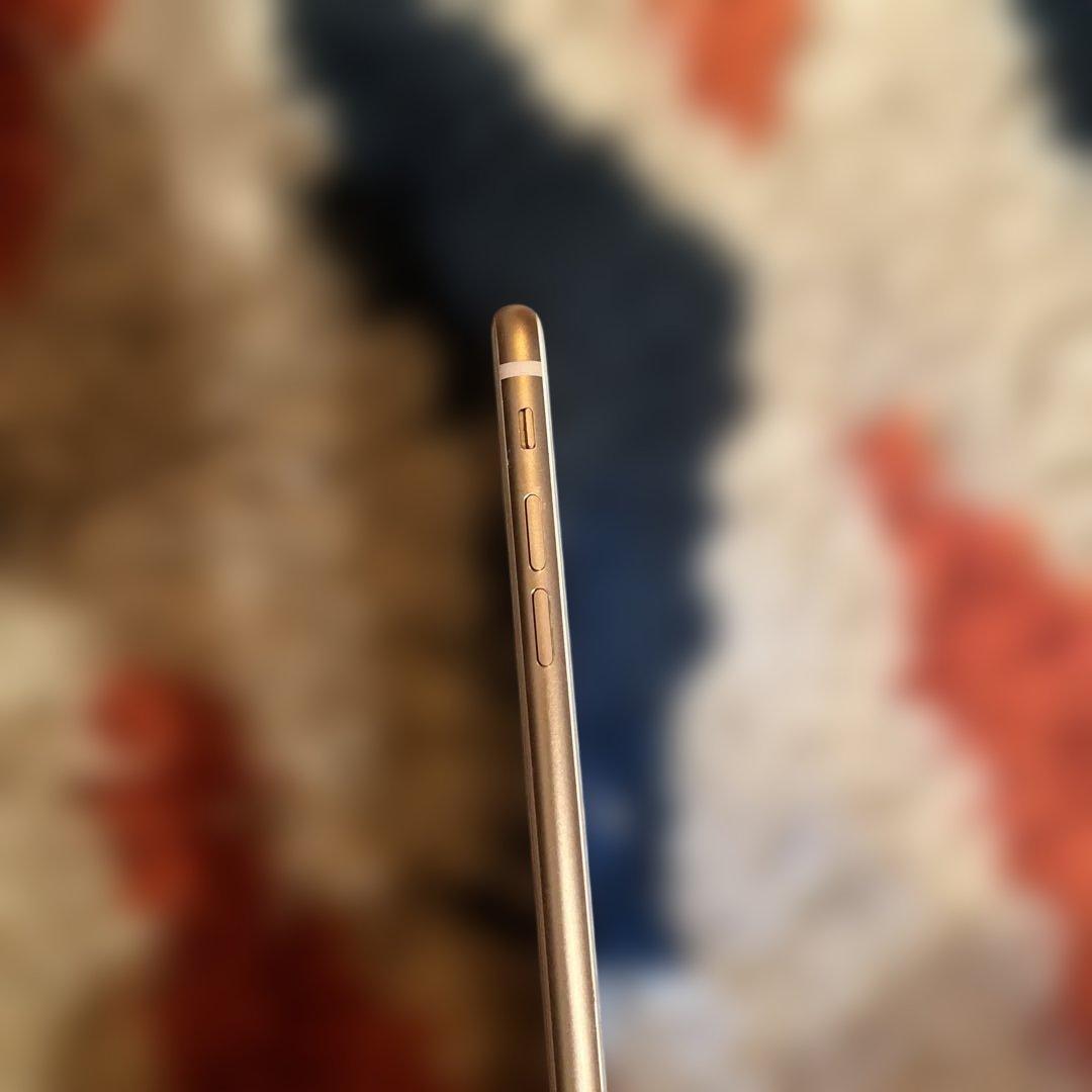 iphone8 64GB ゴールド