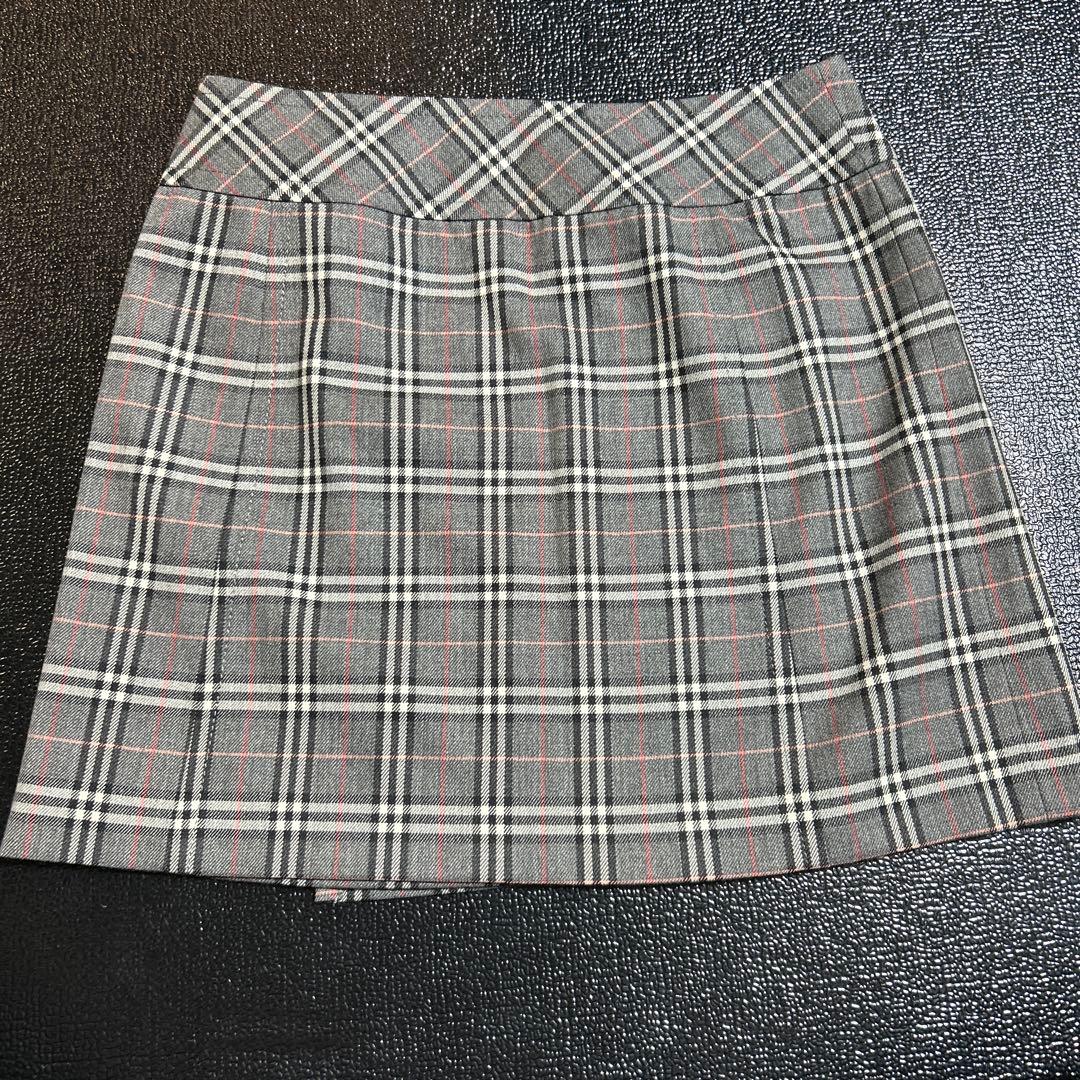 美品✨バーバリーブルーレーベル　ノバチェックミニ巻きスカートグレー