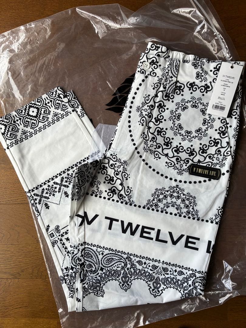 V12　パンツ ホワイト