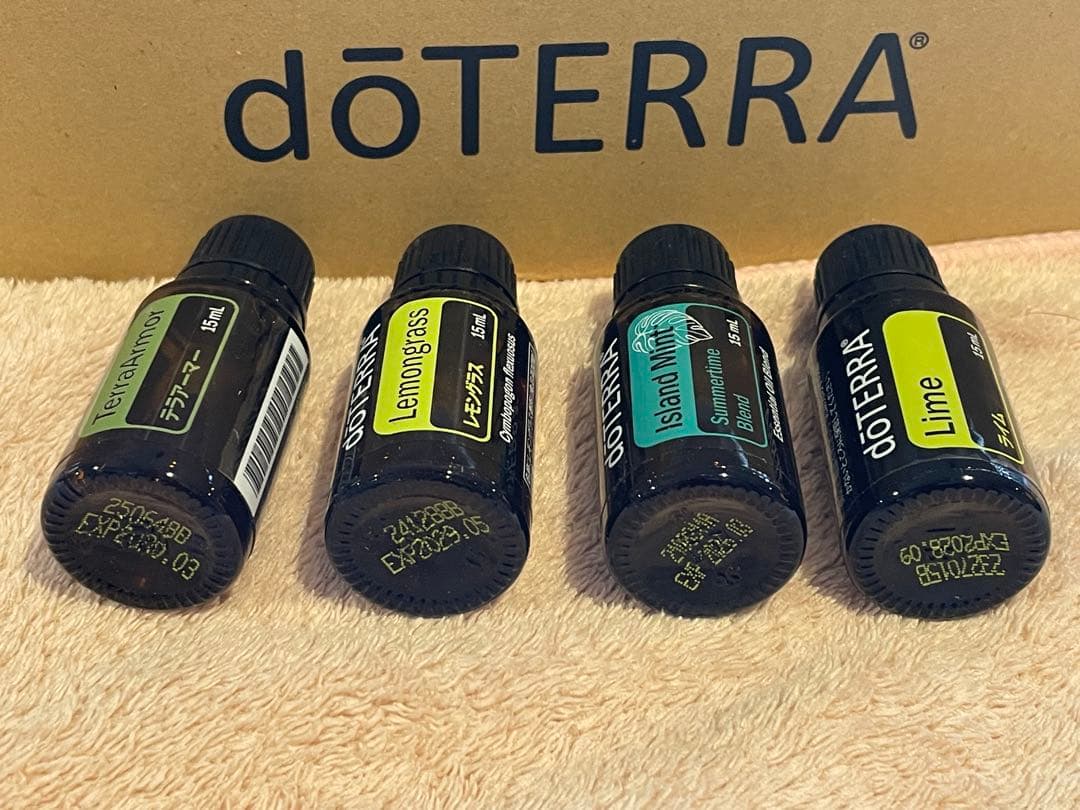 j*m様 ドテラdoTERRA エッセンシャルオイル　新品未開封
