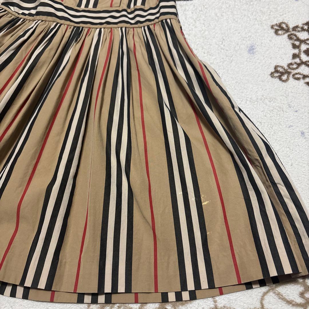 Burberry ワンピース　6y116