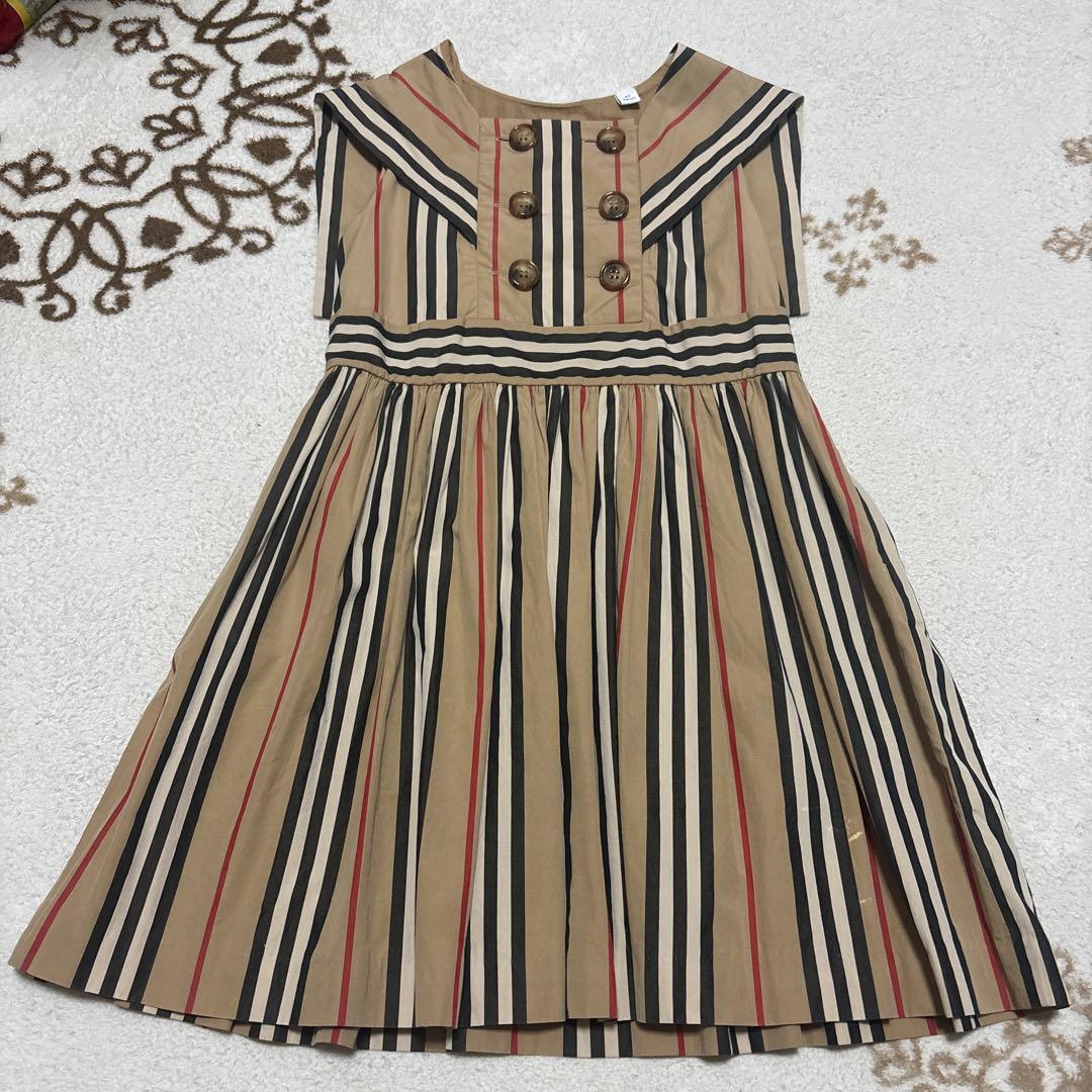 Burberry ワンピース　6y116