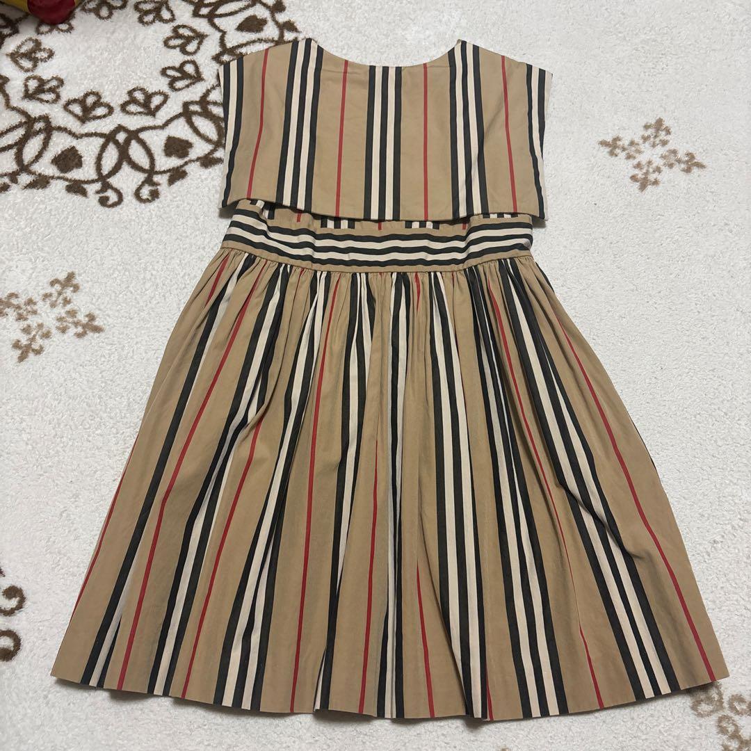 Burberry ワンピース　6y116