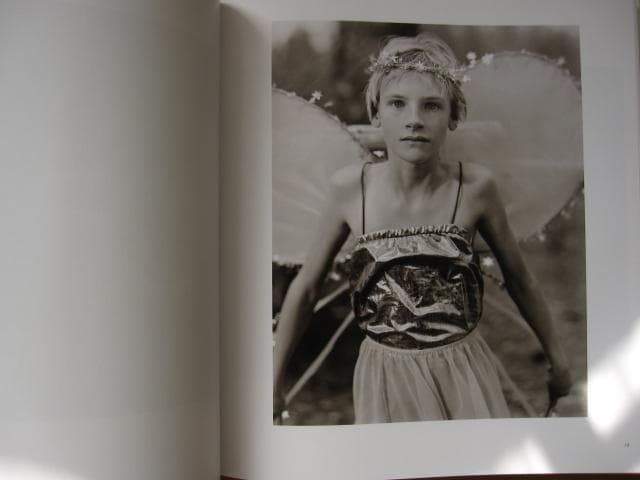 アート・デザイン・音楽 Misty Dawn : Portrait of a Muse