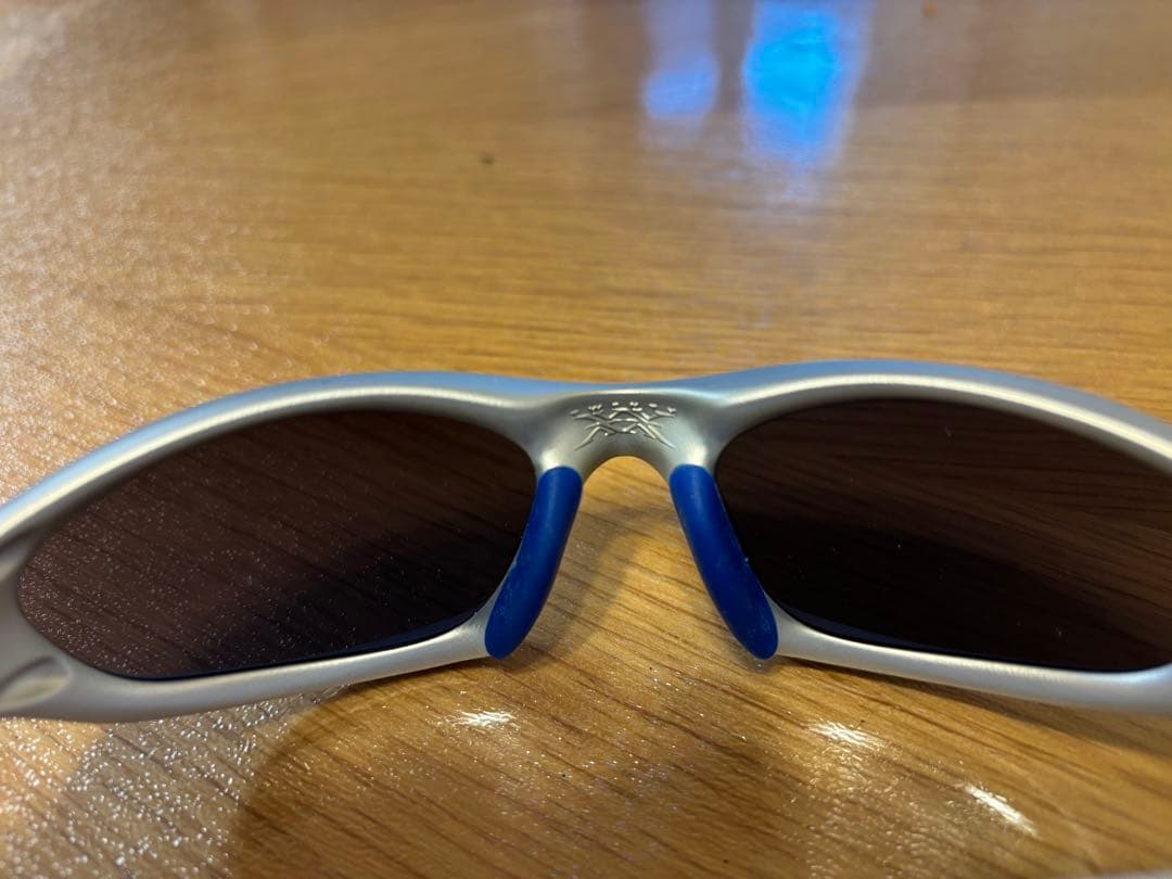 値下げ　オークリー　スポーツサングラス シルバー/青