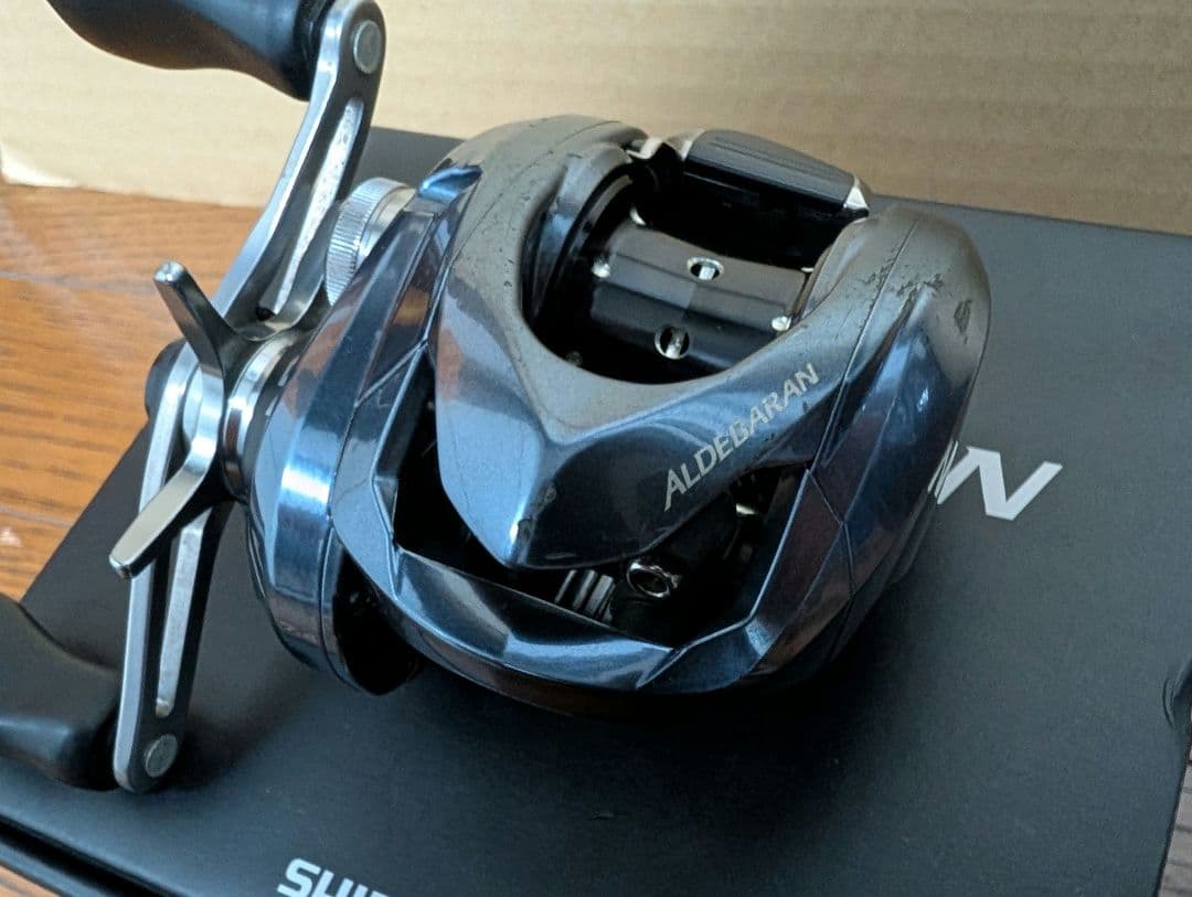 シマノ 18アルデバランMGL 30HG7:4 右巻