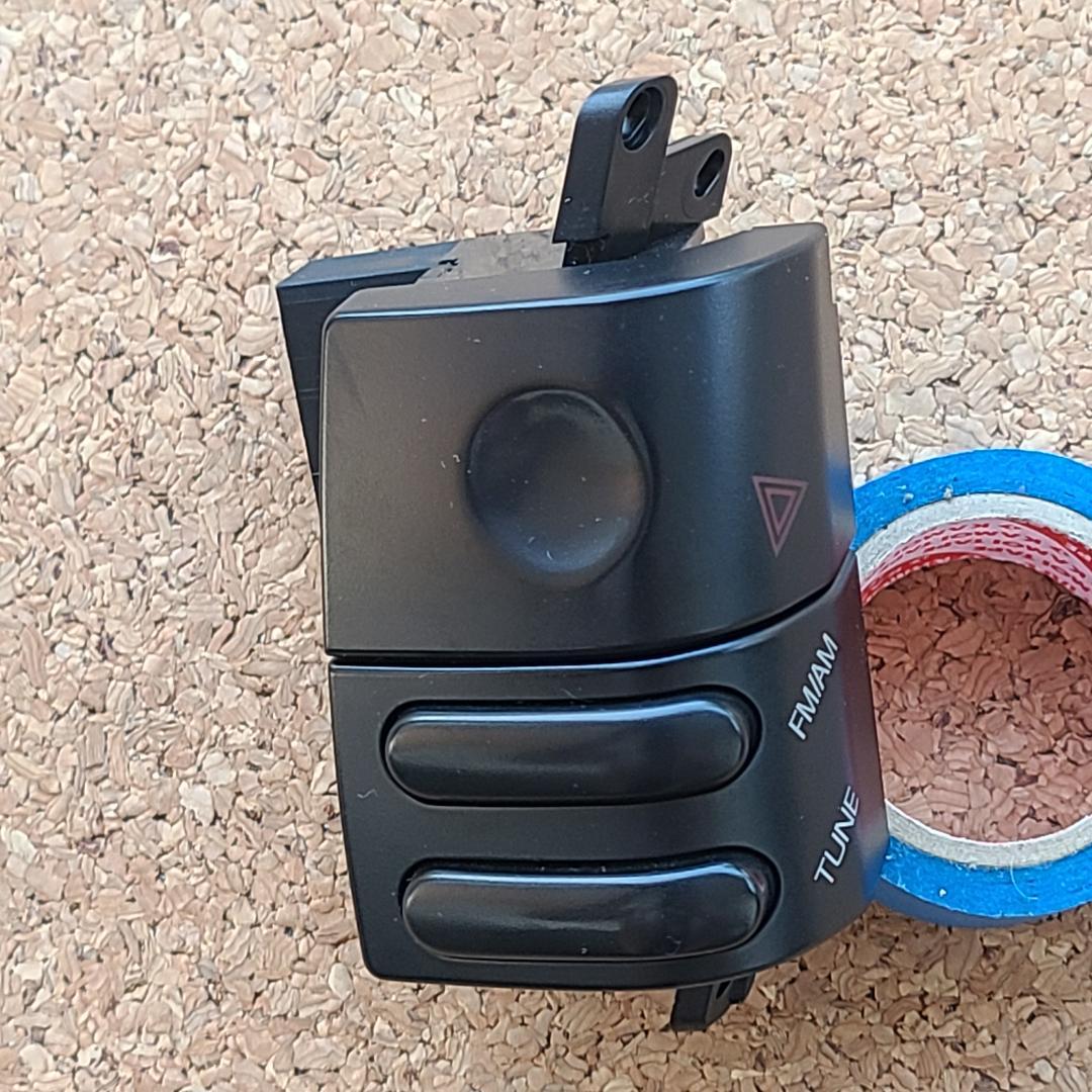 スカイライン　BNR32　ハザード＆ラジオスイッチ　中古