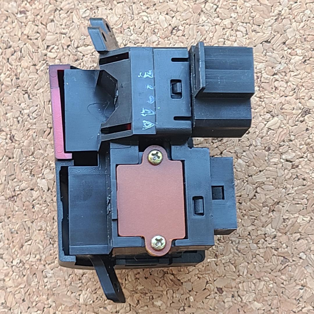 スカイライン　BNR32　ハザード＆ラジオスイッチ　中古