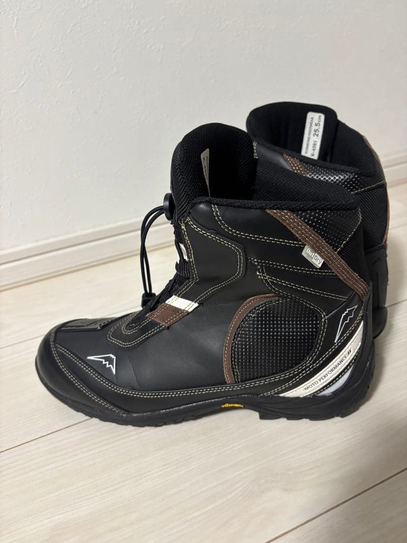 クシタニ　ライディングブーツ　アドーネシューズ