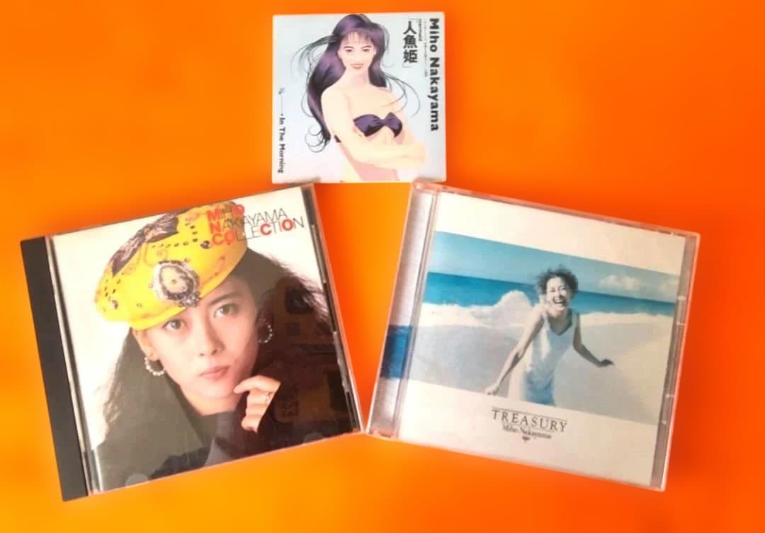 ✦中山美穂✦コレクションセット、希少生写真、BESTアルバムCD２枚、他。