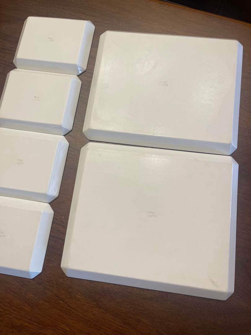 有田1616ホワイト八角形プラスチック皿6枚セット