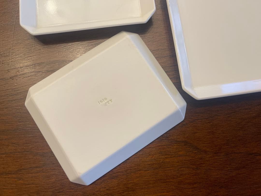 有田1616ホワイト八角形プラスチック皿6枚セット