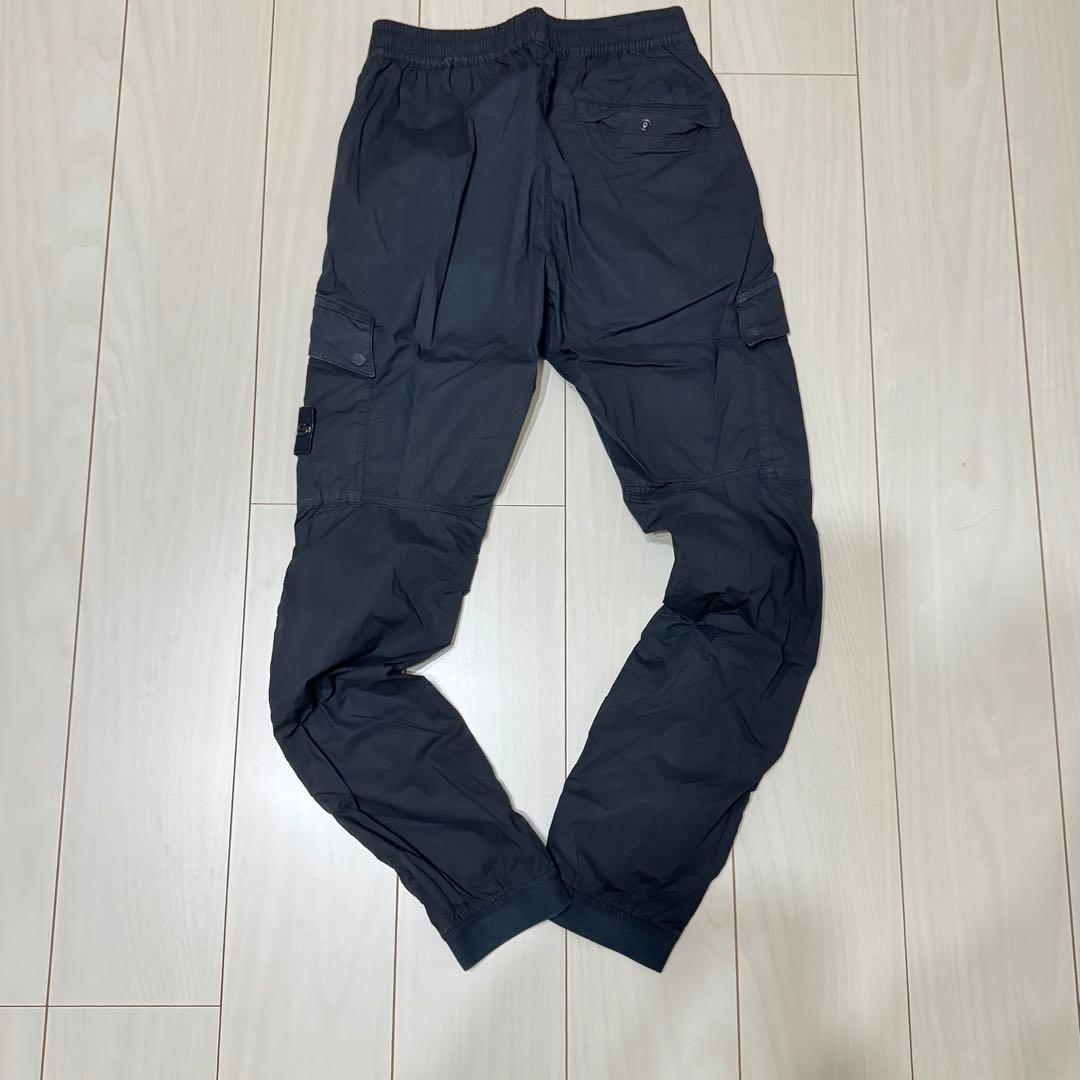 Stone  カーゴパンツ　ストーンアイランド 701532203