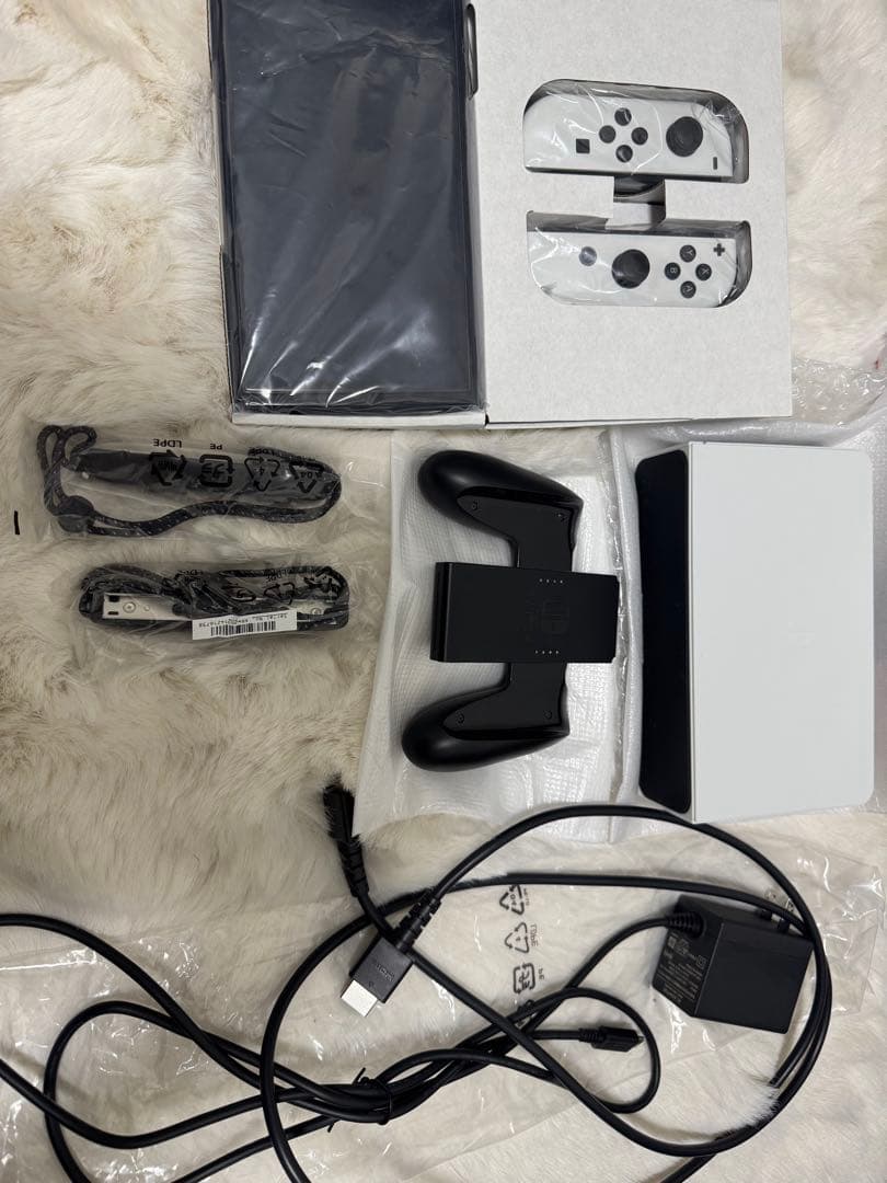 任天堂Switch 有機ELモデル ソフト3本セット