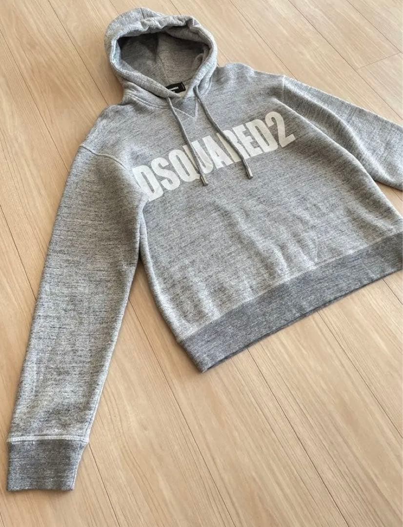 DSQUARED2 ディースクエアード　パーカー　トップス　サイズ XXS