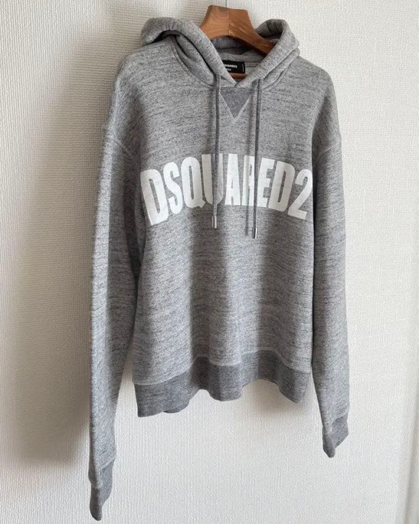DSQUARED2 ディースクエアード　パーカー　トップス　サイズ XXS