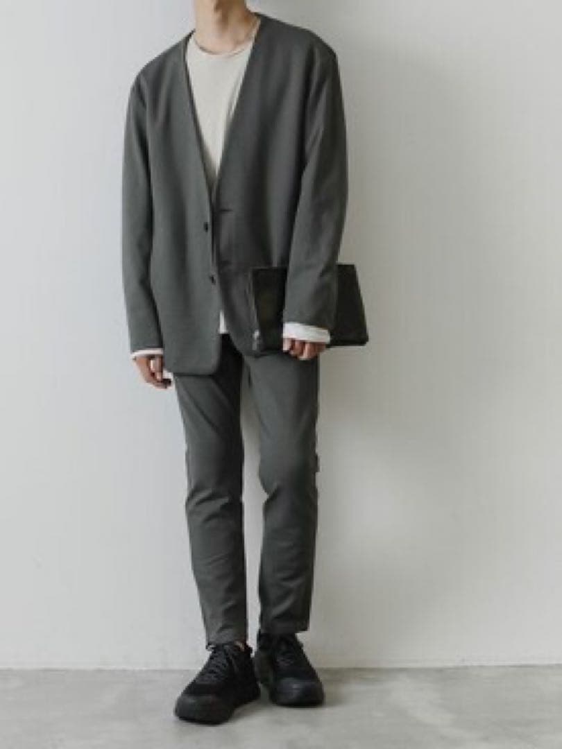 アタッチメント　カラーレスカーディガン　ノーカラージャケットATTACHMENT