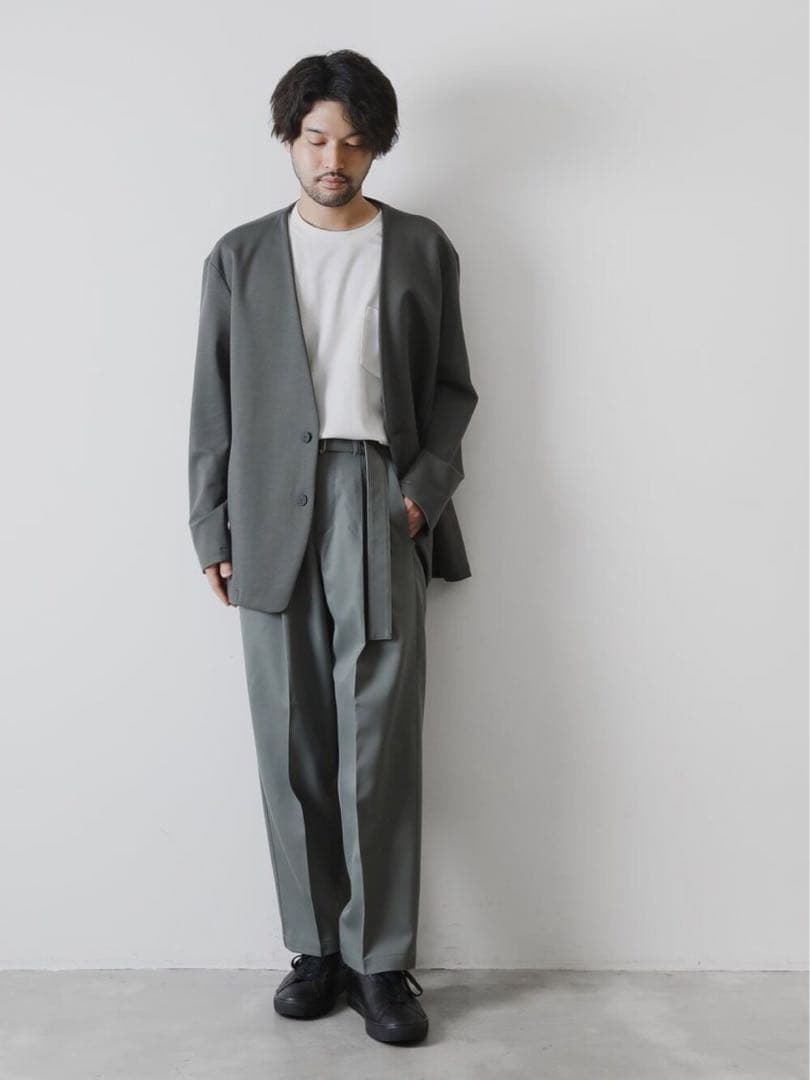 アタッチメント　カラーレスカーディガン　ノーカラージャケットATTACHMENT