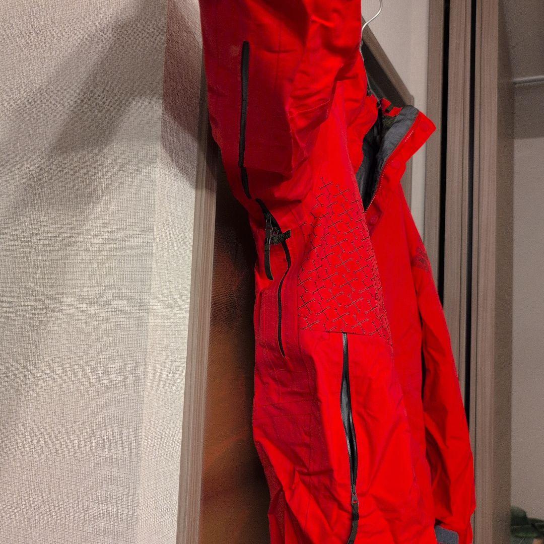 BLUEBLOODスノーボードウェア(男性用)