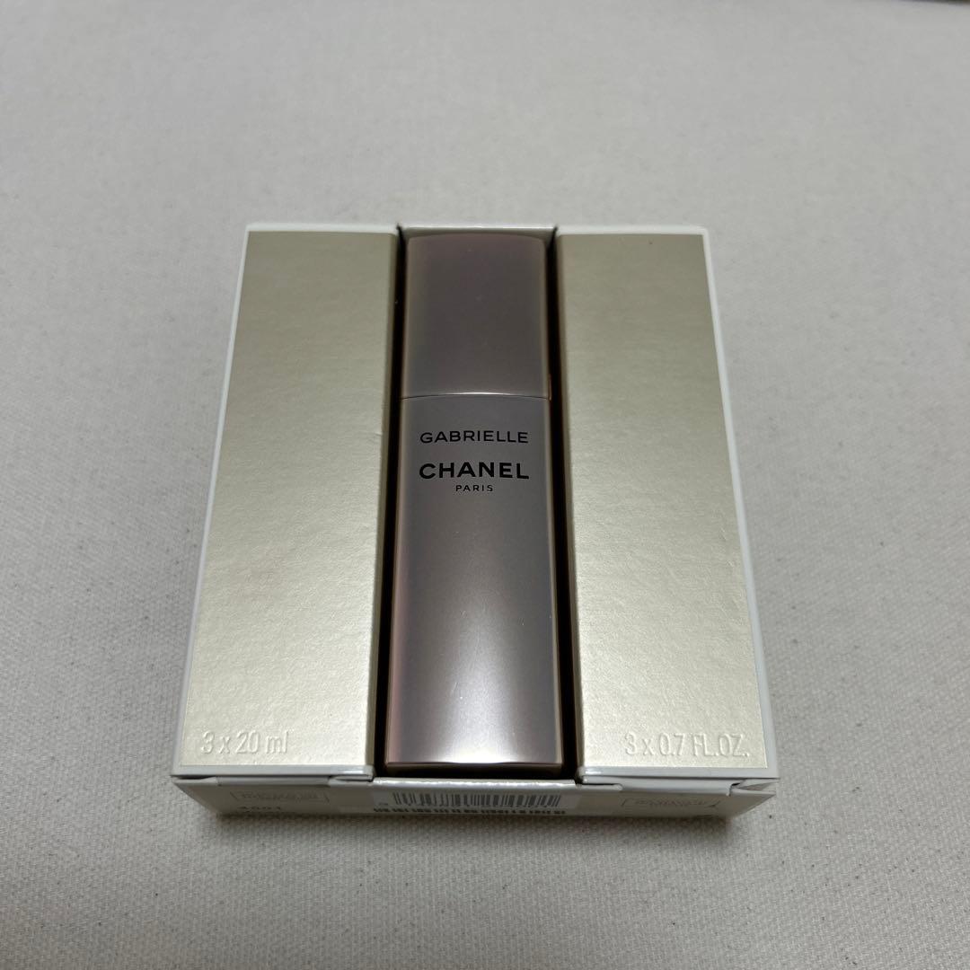 【送料込み】ガブリエル　シャネル　オードゥ　パルファム　ツィスト&スプレイ