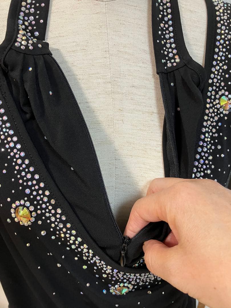 ブラック スパンコール ダンスウェア