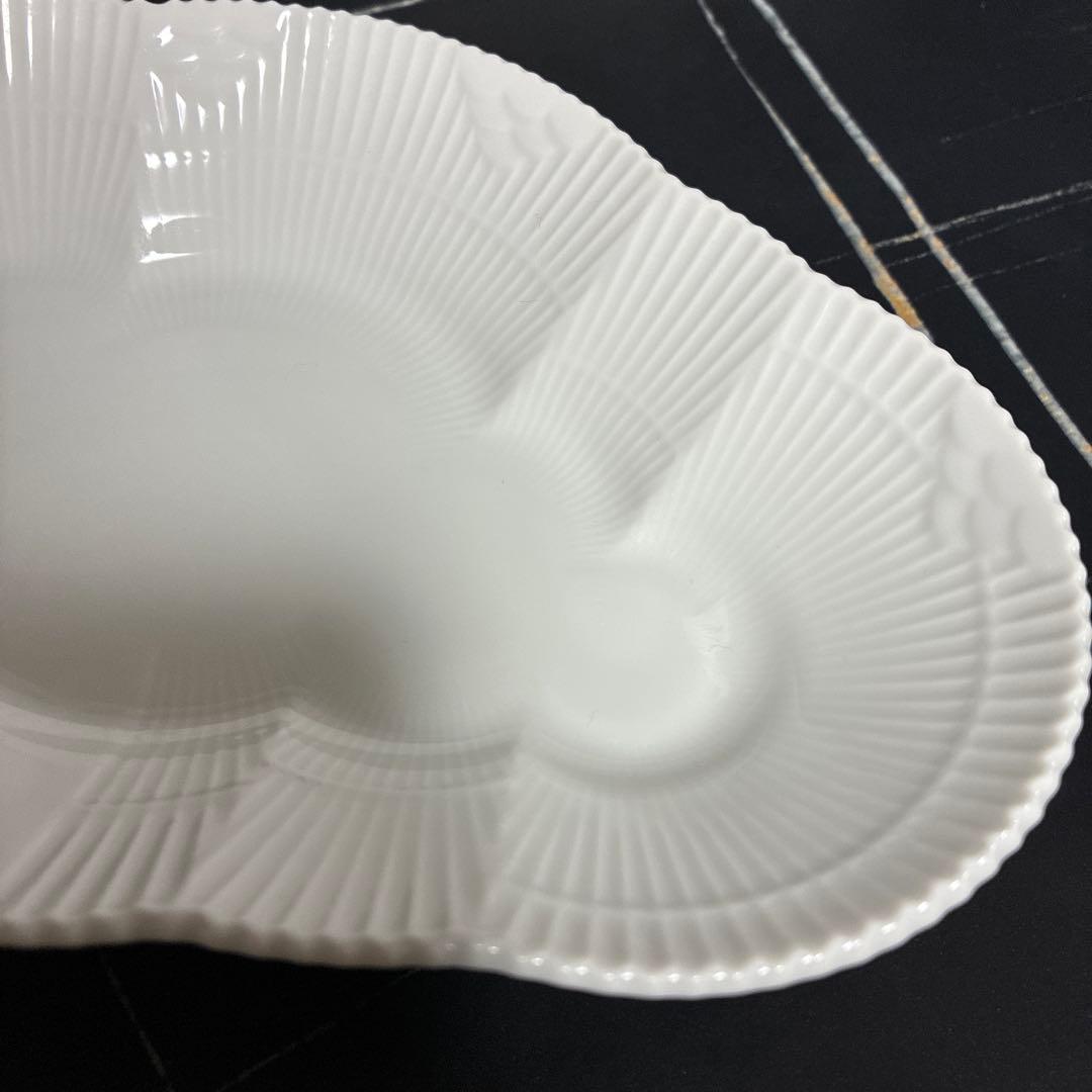 ロイヤルコペンハーゲン ホワイトエレメンツ　オーバルディッシュ　23㎝　3枚