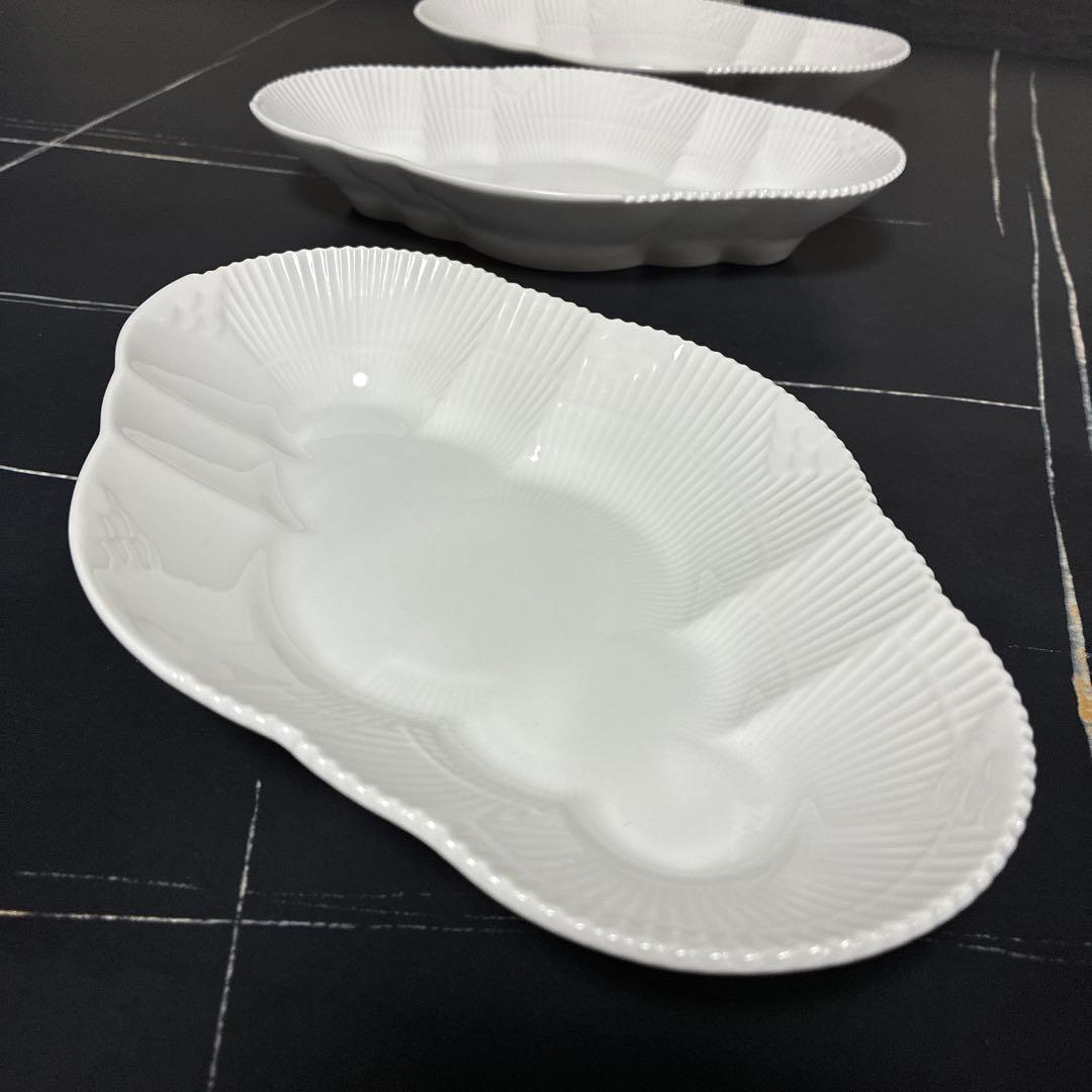 ロイヤルコペンハーゲン ホワイトエレメンツ　オーバルディッシュ　23㎝　3枚