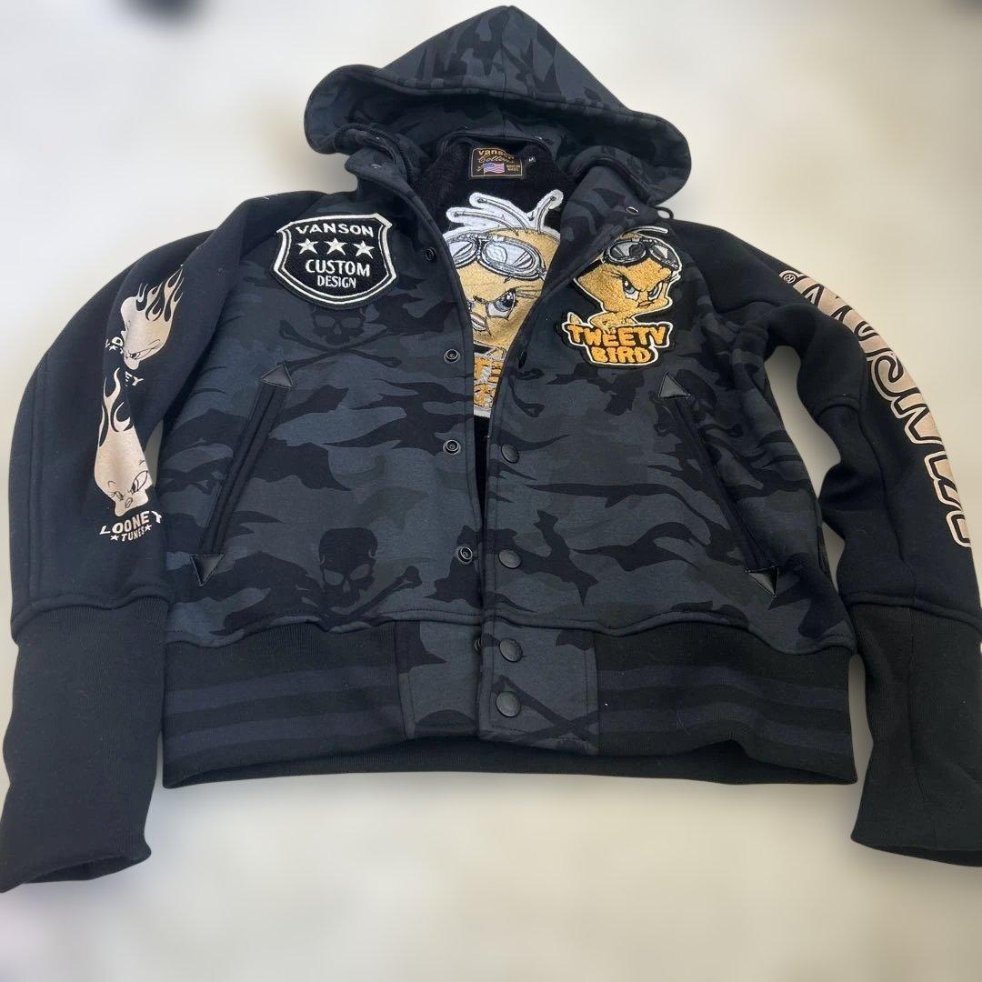 VANSON ツイーティー フード付きスタジャン