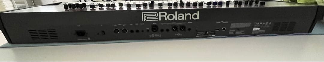 清水❗️【美品】Roland ローランドJUNO-X シンセサイザー 本体