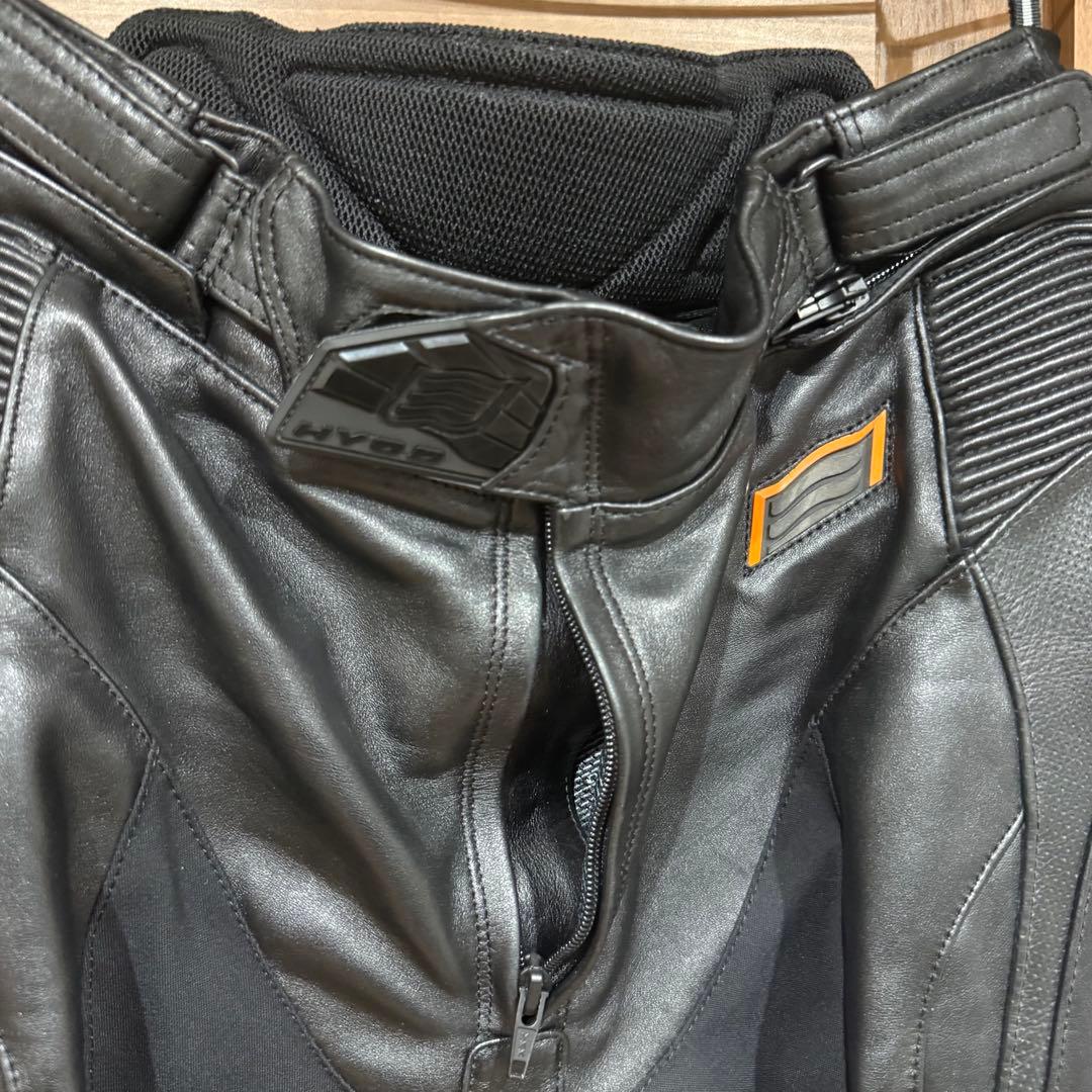 HYODブラックレザーパンツ