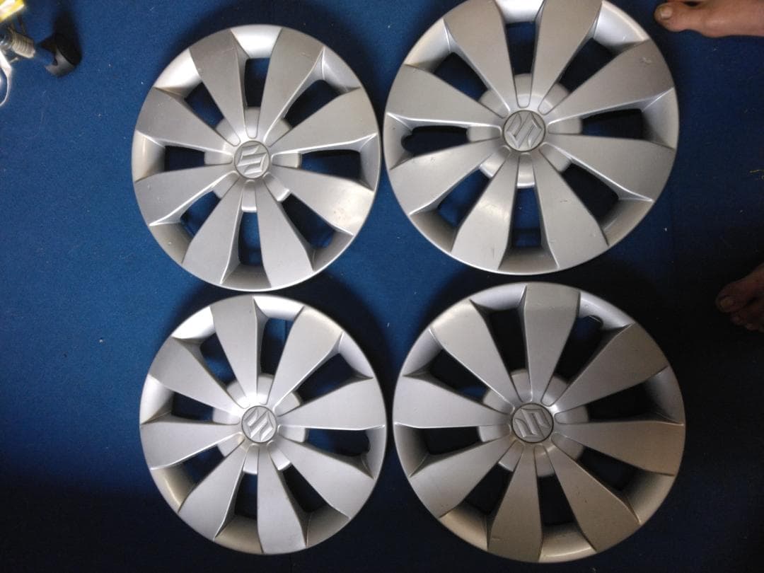 シルバー 10本スポーク ホイールカバー 4枚セット 14 inch