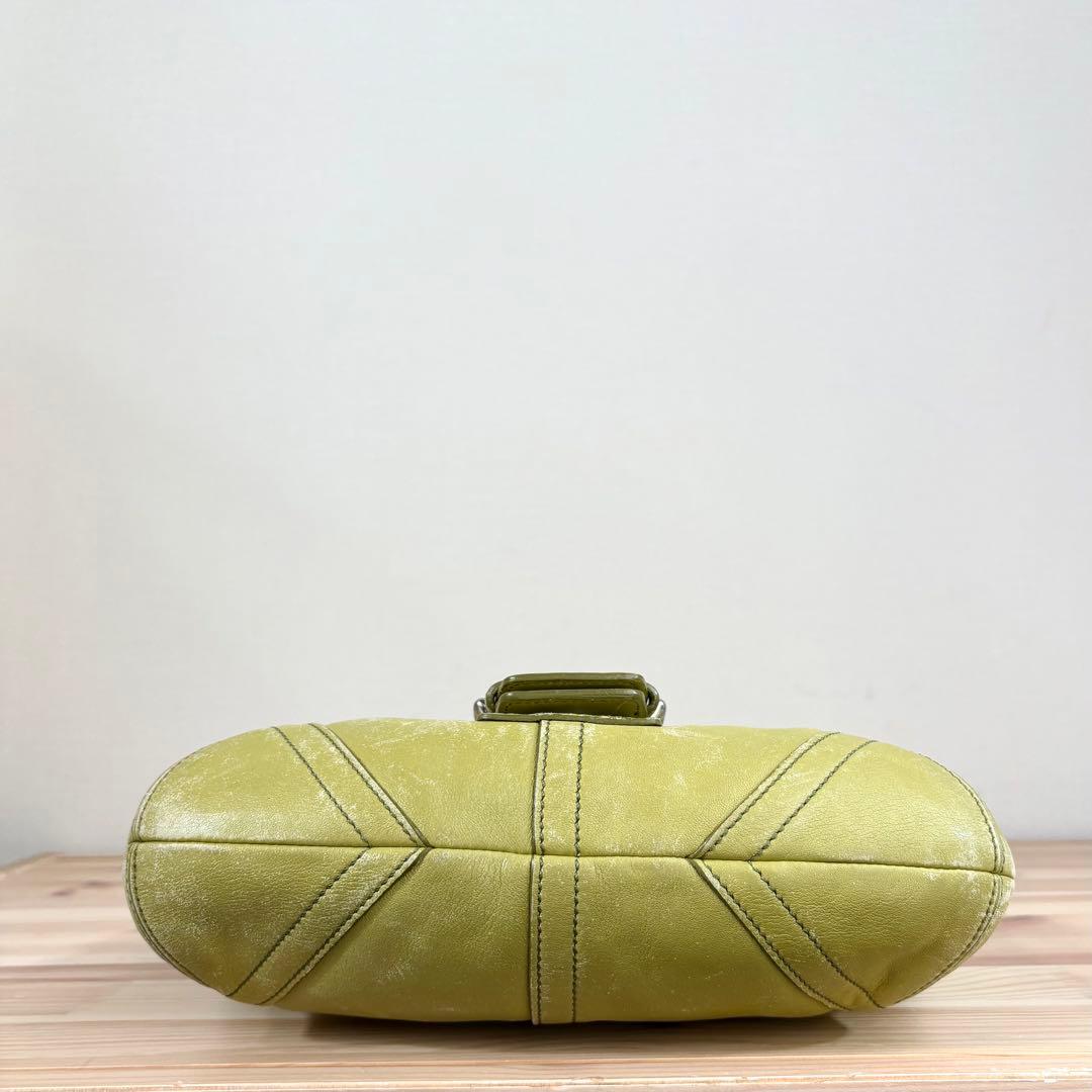 バッグ Coach Leather Soho Shoulder Bag Leaf