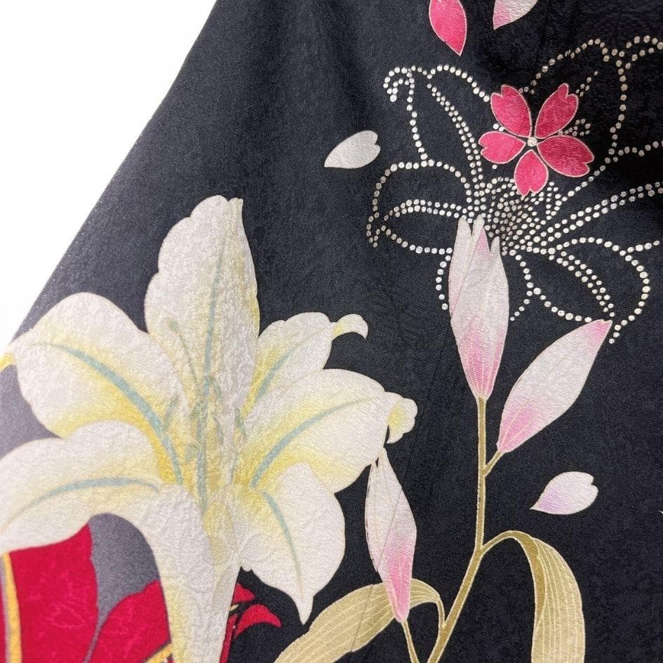 刺繍　百合　花吹雪　振袖　晴れの日　成人式　卒業式　着物　012a p