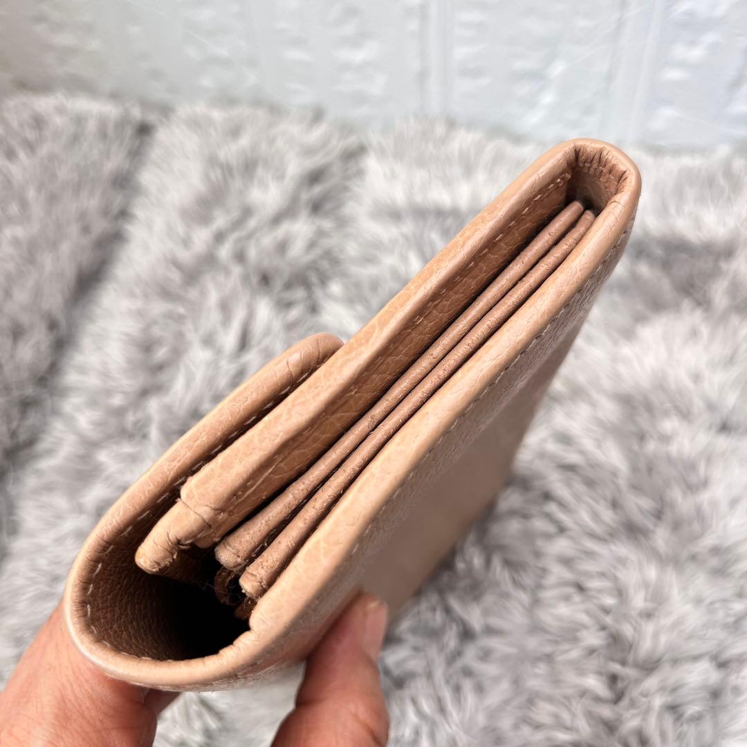 美品✨GUCCI インターロッキング　シボレザー　長財布　ベージュ　レディース